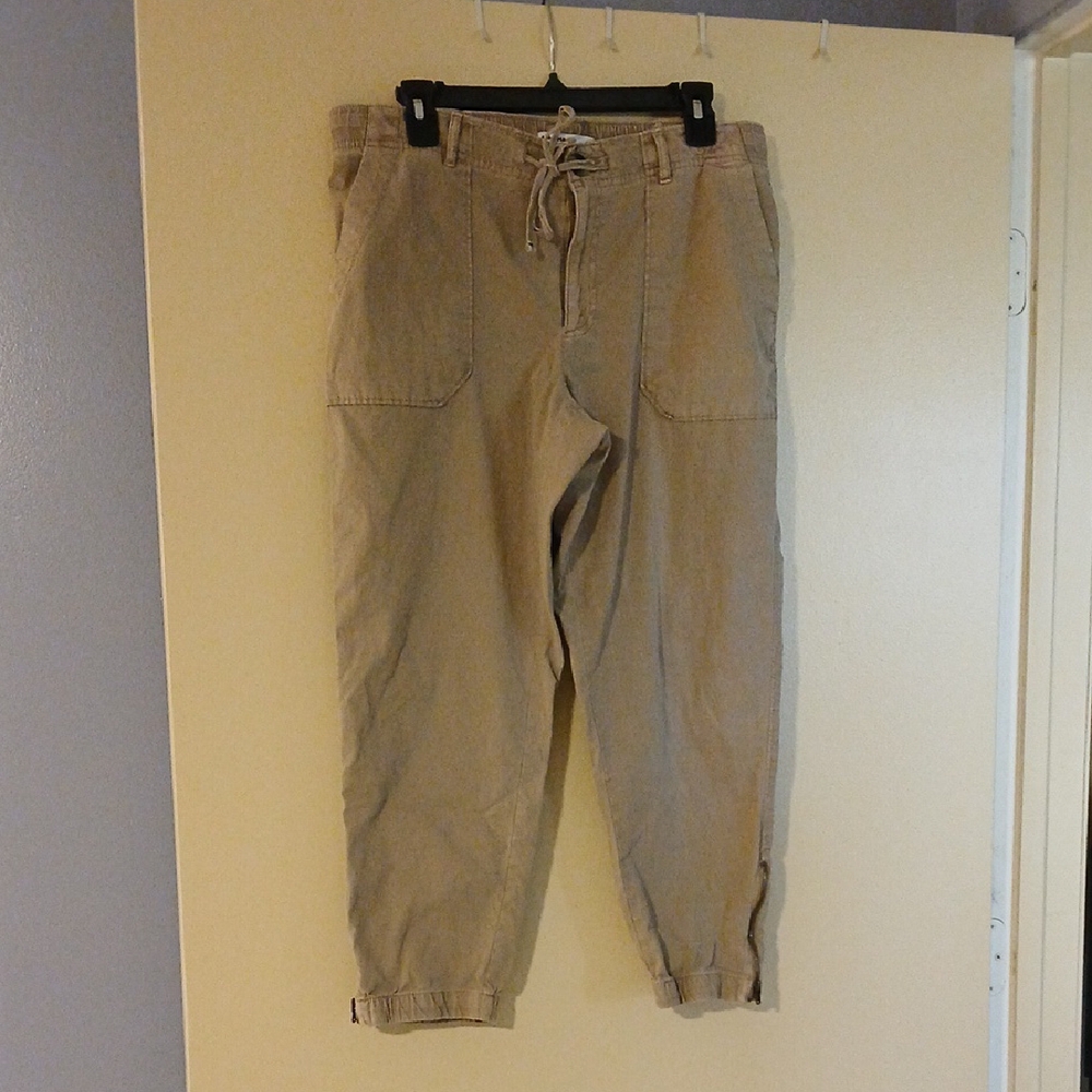 Sonoma Tan Capris Relaxed Fit Drawstring Waist